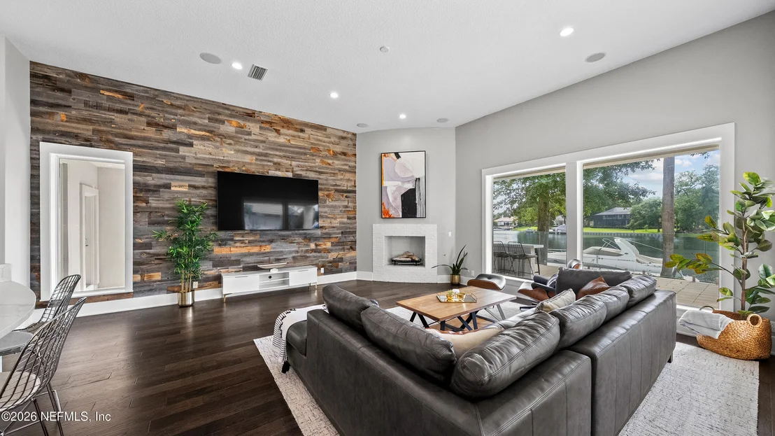 Photo of 781 QUEENS HARBOR Boulevard