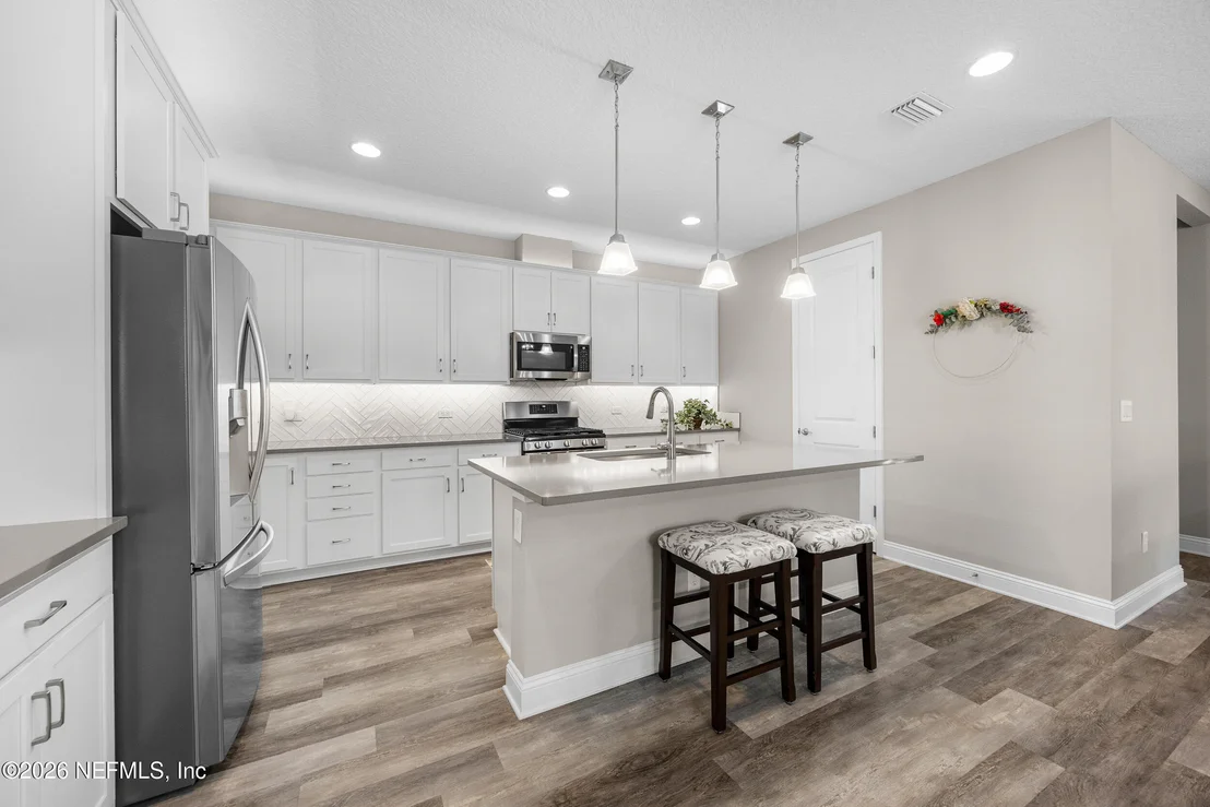 Photo of 144 ALDERWOOD Place