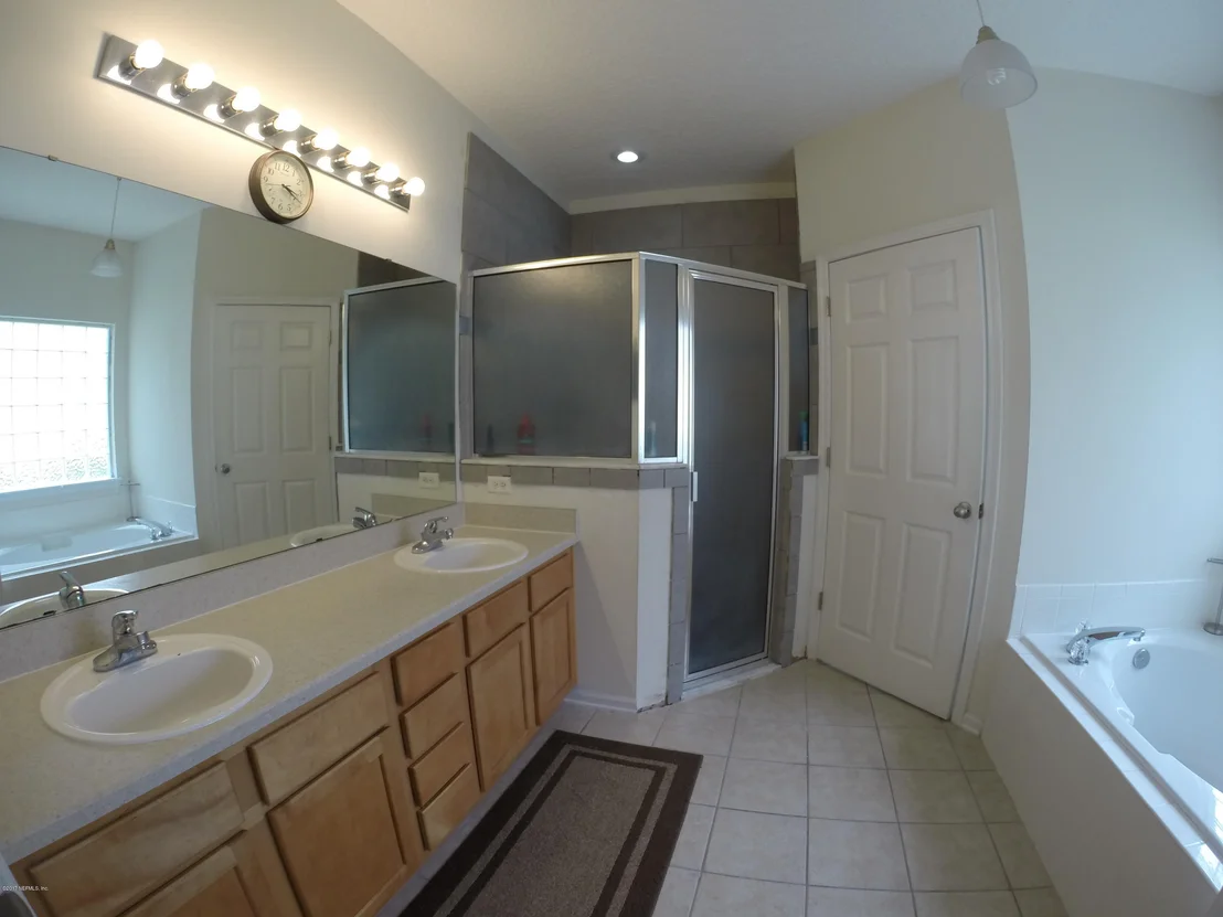 Photo of 11301 SCENIC POINT Circle