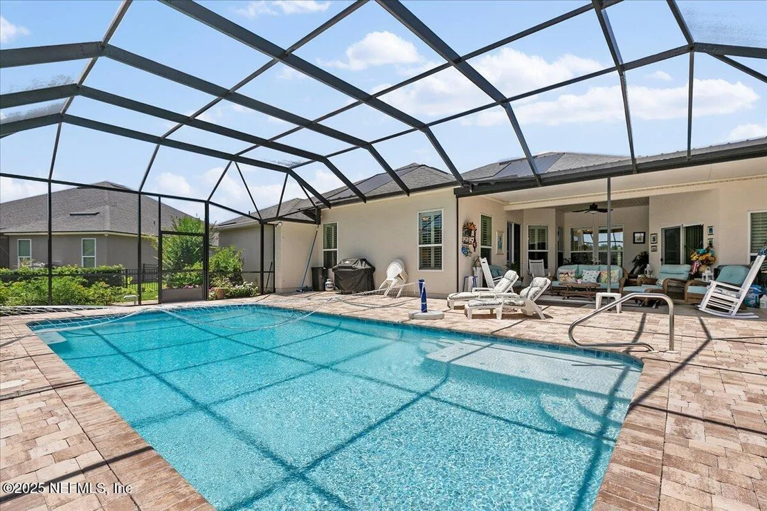 Photo of 253 PARKWOOD Circle