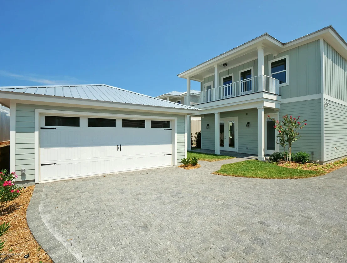 Photo of 232 DAVIS Street
