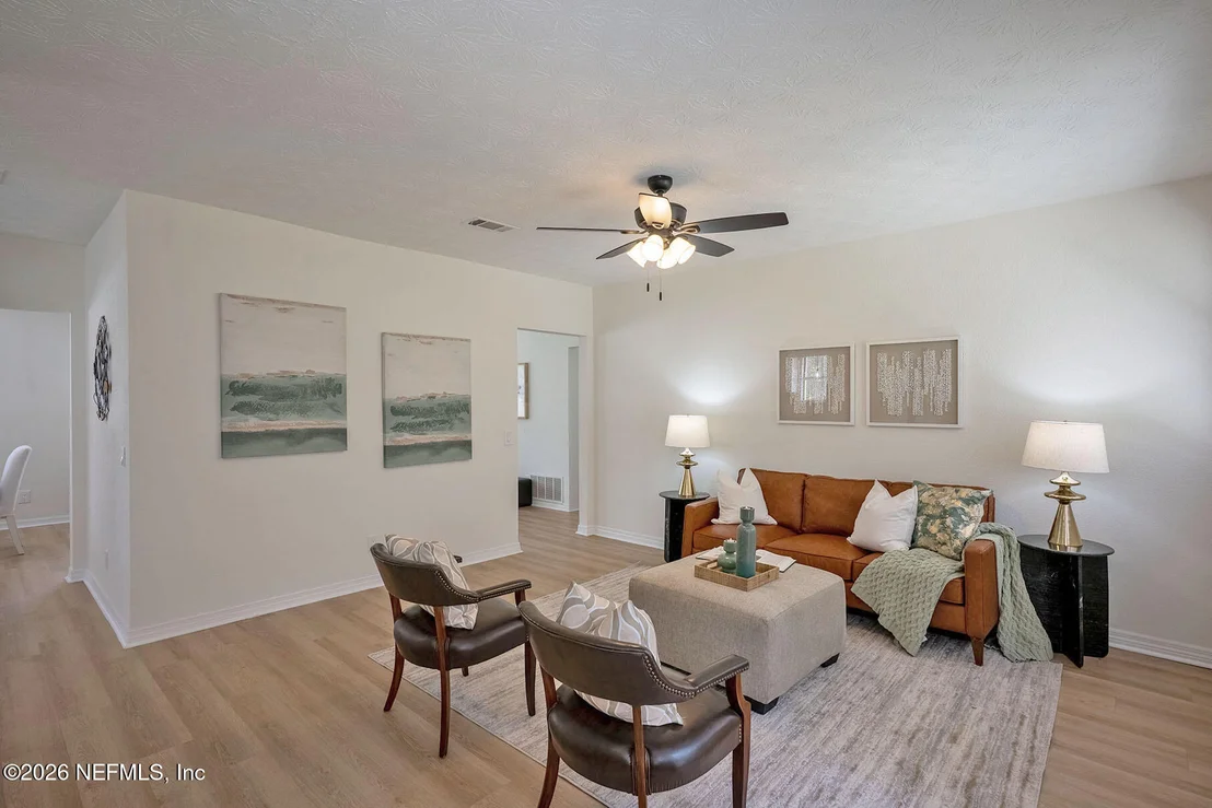 Photo of 440 TAURUS Lane