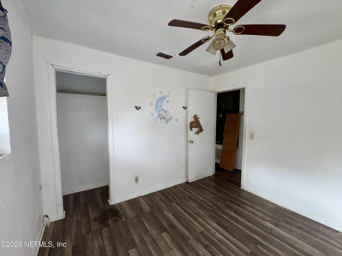 Photo of 2051 FRANK E Avenue