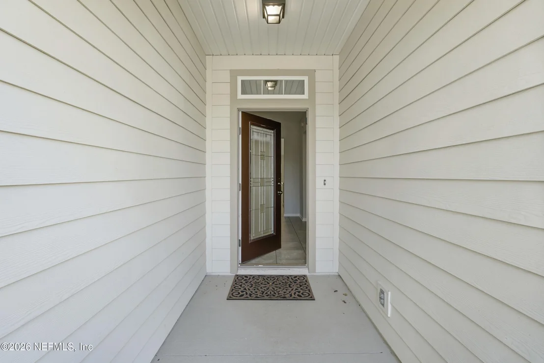 Photo of 384 SHETLAND Drive