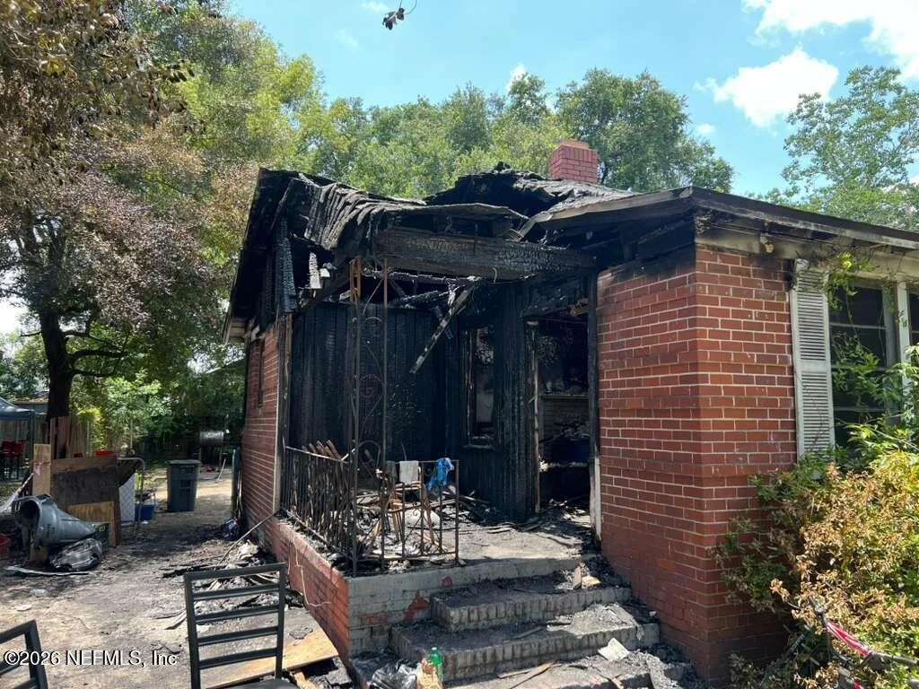 Photo of 6610 SUNSET Drive