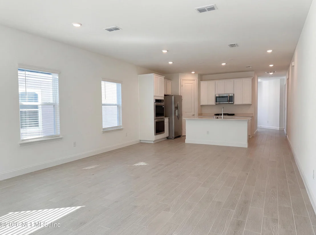 Photo of 483 MURPHYS Drive