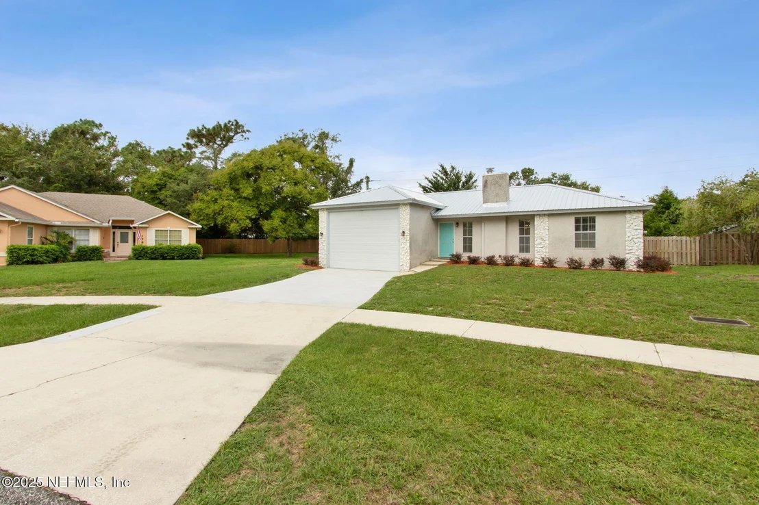 Photo of 124 CAPTAINS POINTE Circle