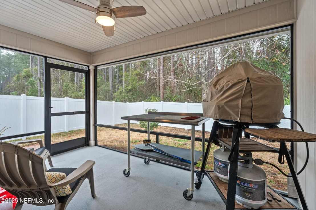 Photo of 96433 COMMODORE POINT Drive