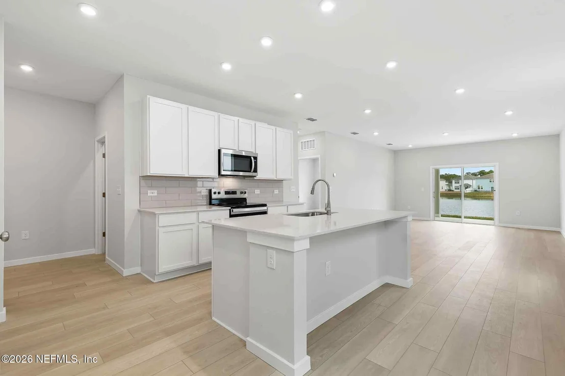 Photo of 14840 MACADEMIA Lane