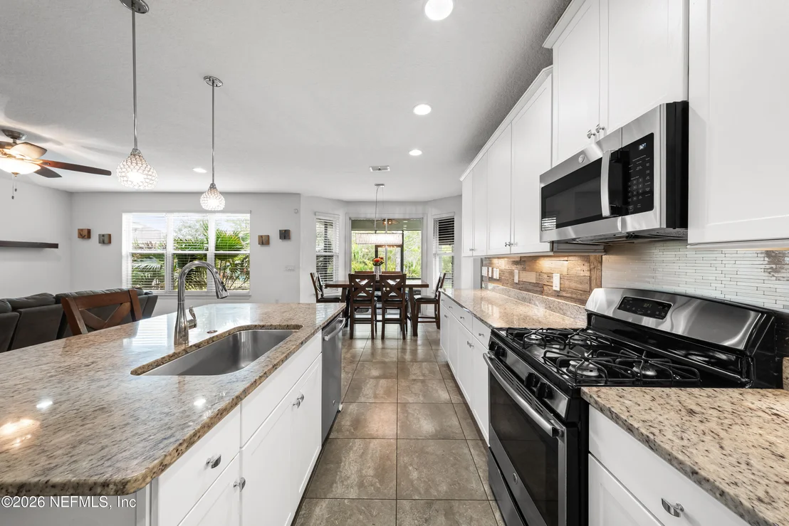 Photo of 341 ASPEN LEAF Drive