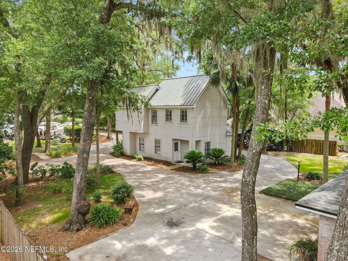 Photo of 86183 MEADOWFIELD BLUFFS Road