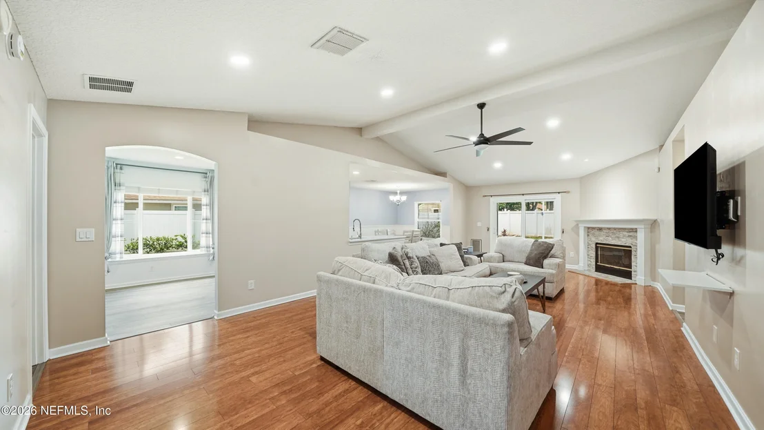 Photo of 1272 SOARING FLIGHT Way