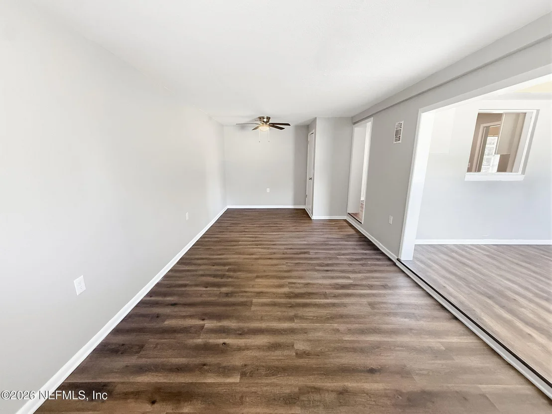 Photo of 2942 CHRISTOPHER Road