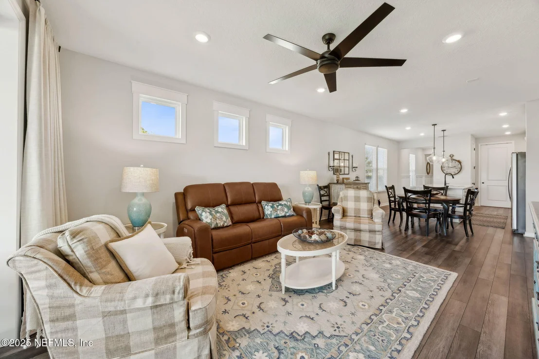 Photo of 671 JUBILEE Circle