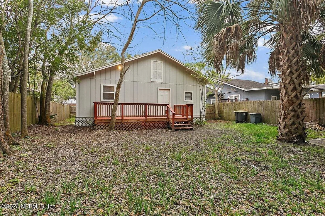 Photo of 1203 CHERRY Street