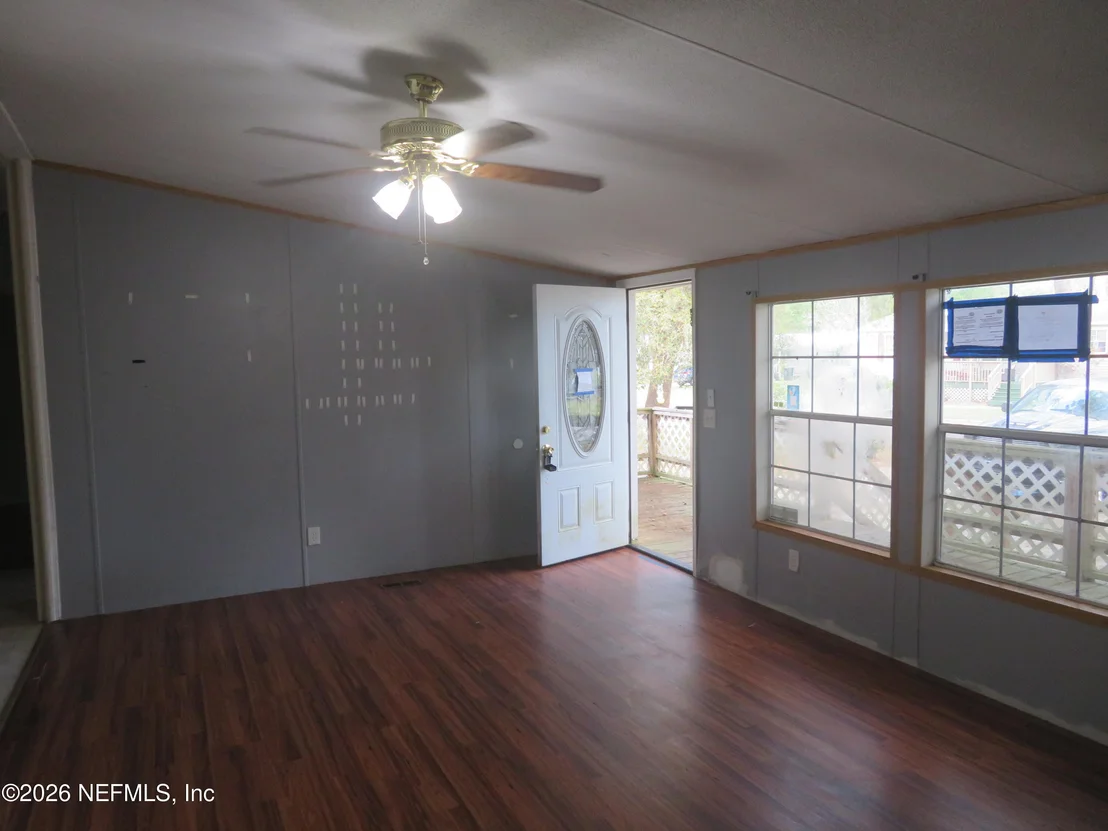 Photo of 264 VINTAGE OAK Circle