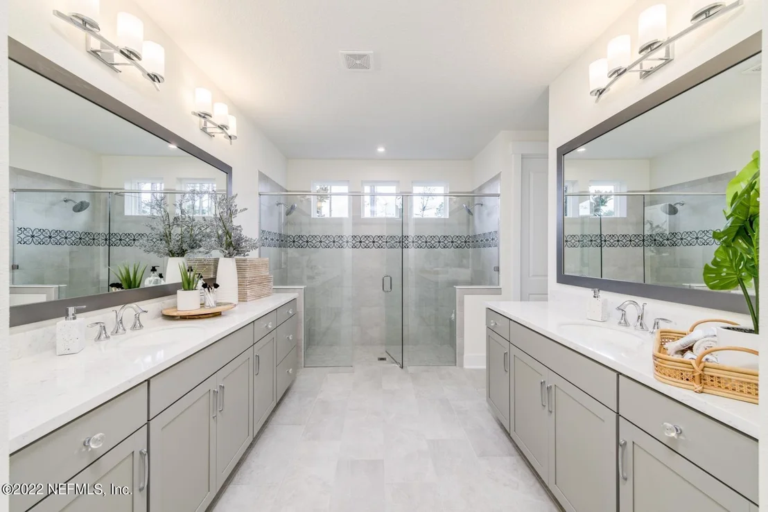 Photo of 101 OXBRIDGE Way