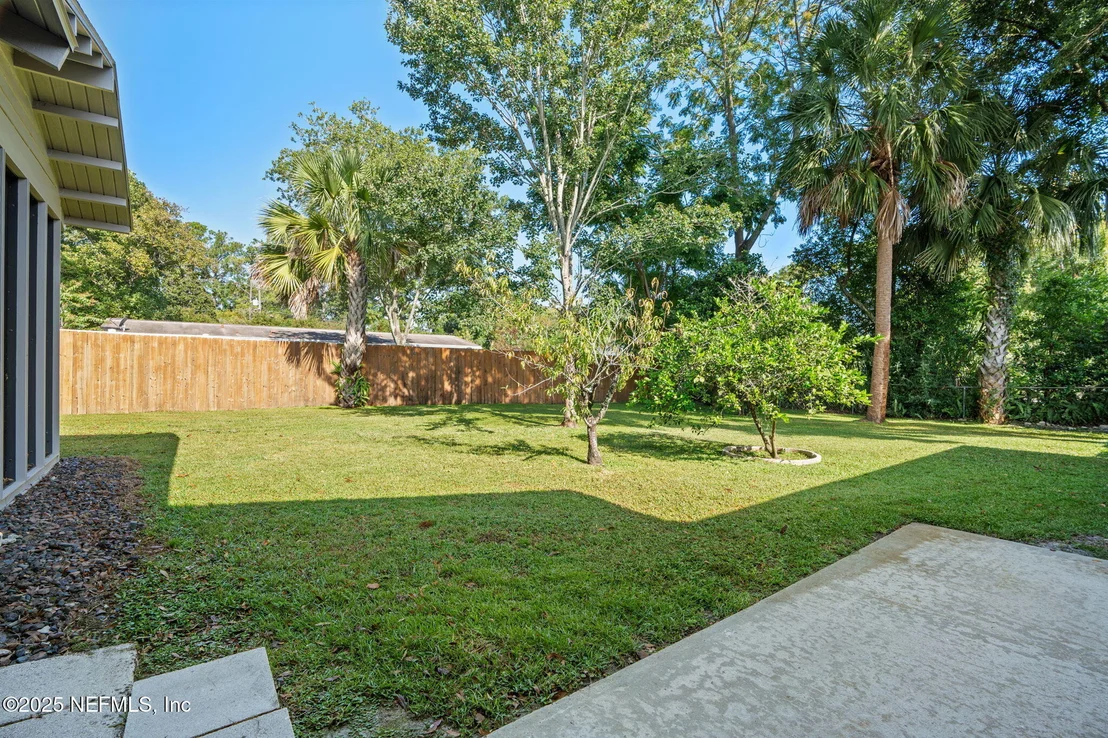 Photo of 3452 HOOVER Lane