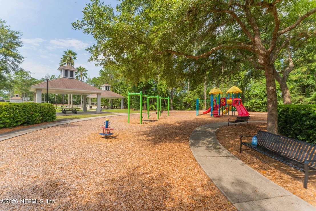 Photo of 2325 LINKS Drive