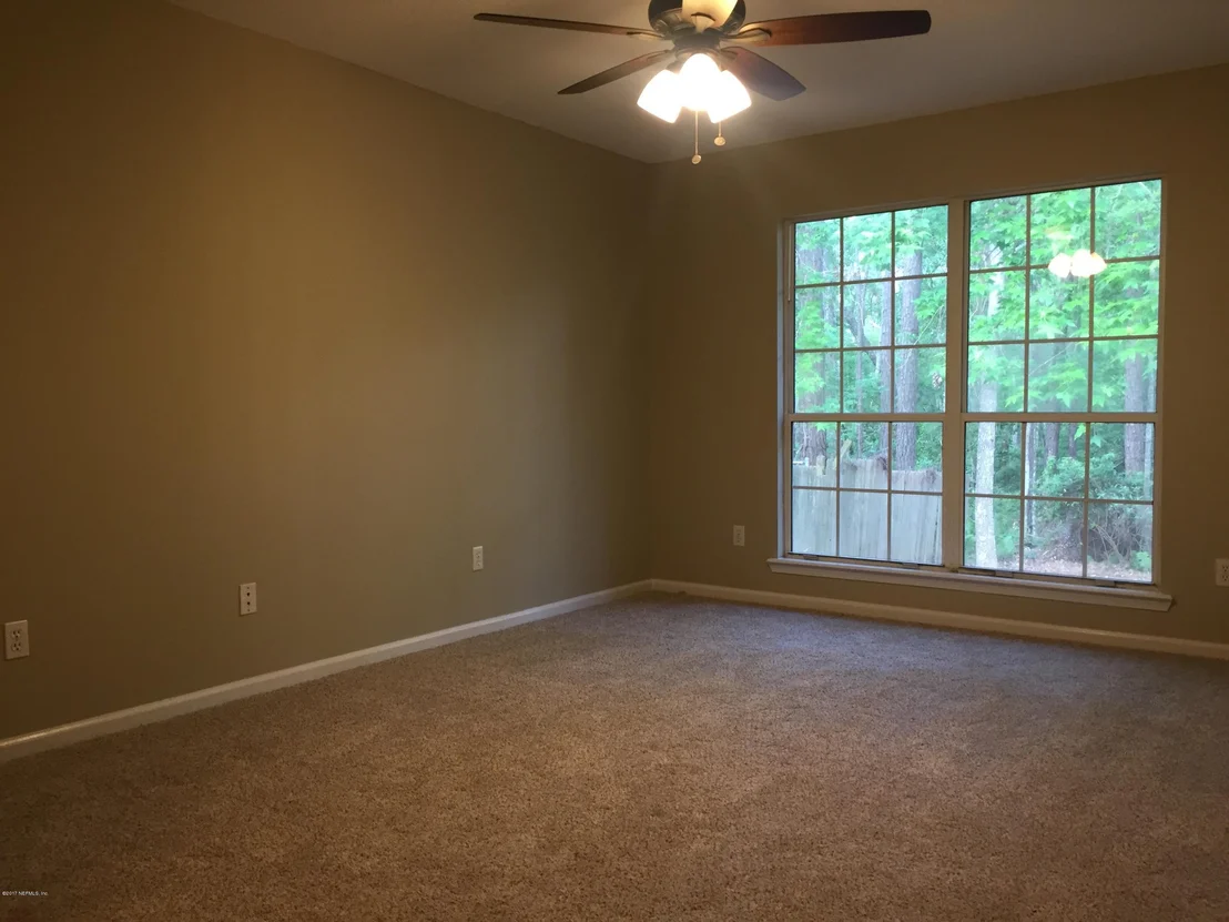 Photo of 952 LONG LAKE Drive