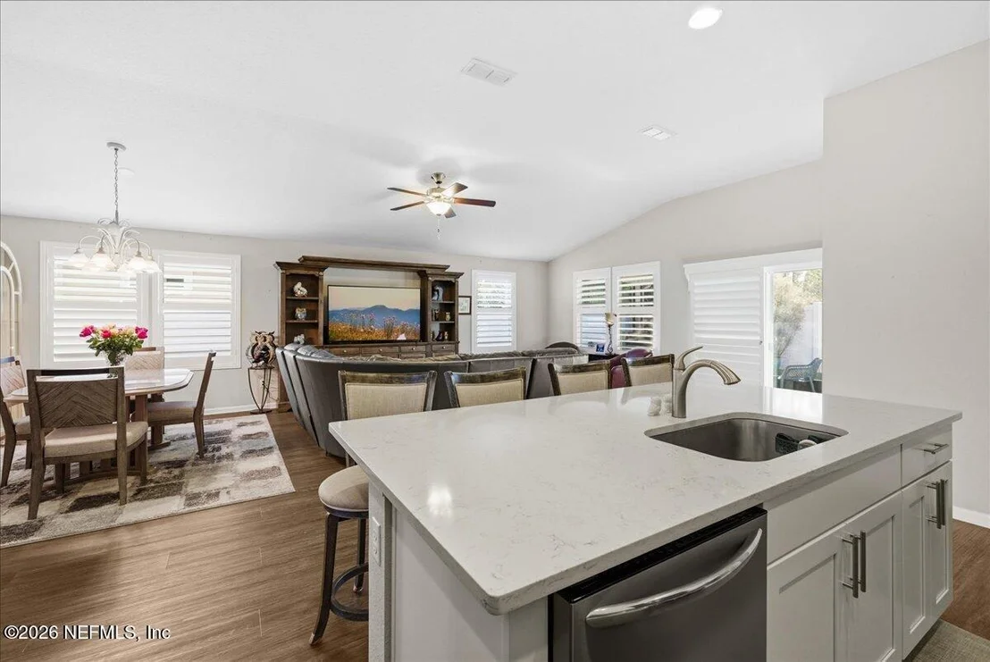 Photo of 494 VONRON Drive