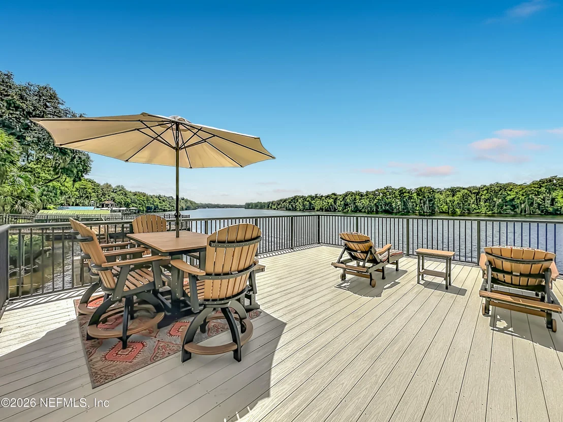 Photo of 129 RIVER Road