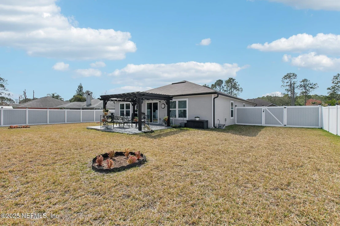 Photo of 17 BIRCHFIELD Place