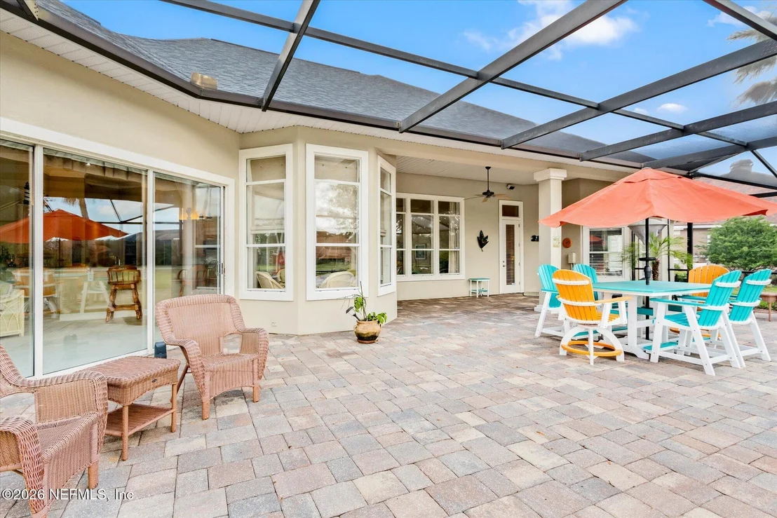 Photo of 700 PINECREST ISLE Court