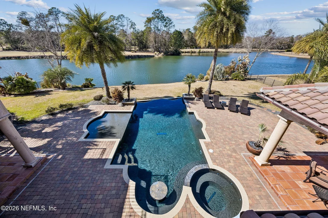 Photo of 3533 CREST Street