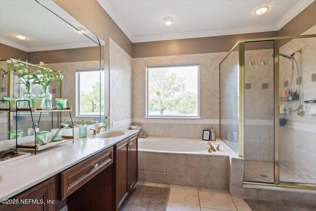 Photo of 817 EAGLE POINT Drive