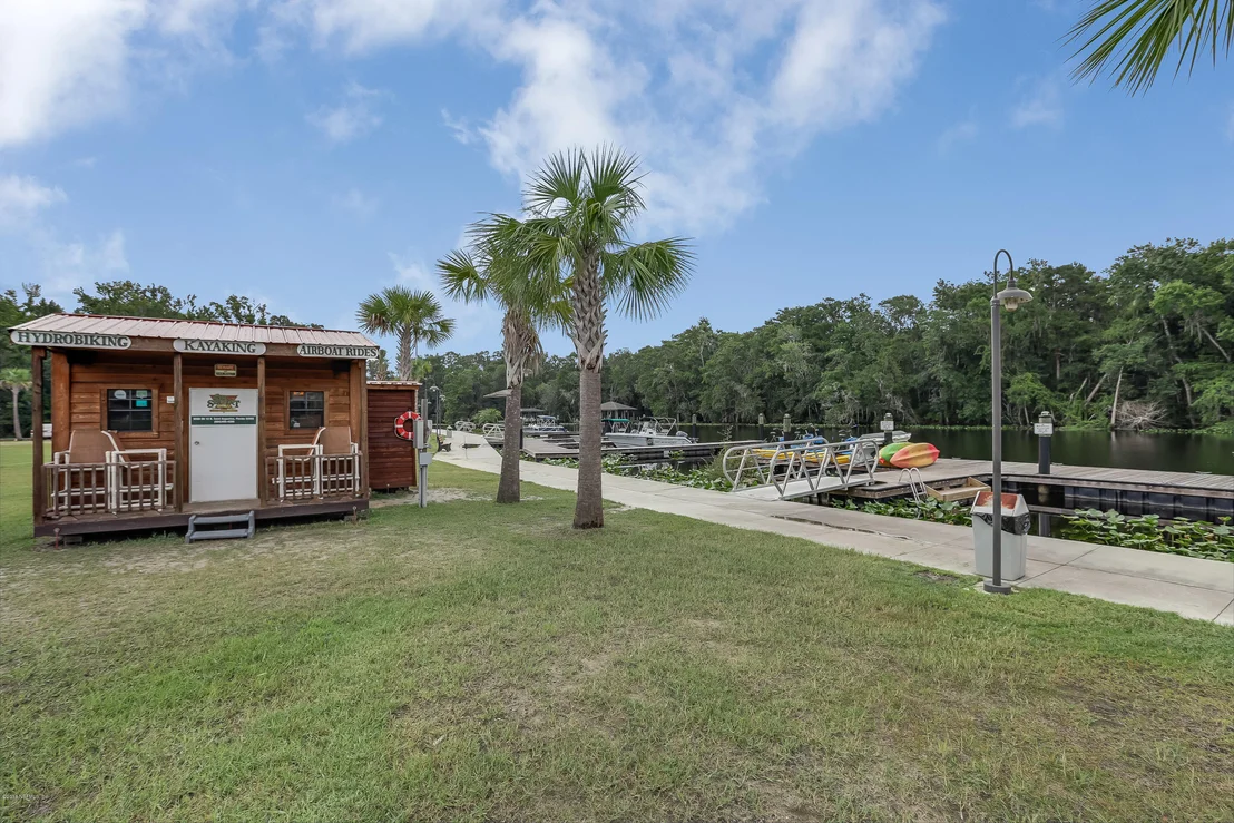 Photo of 277 VINTAGE OAK Circle