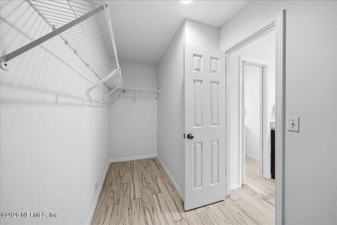 Photo of 425 3RD Street W