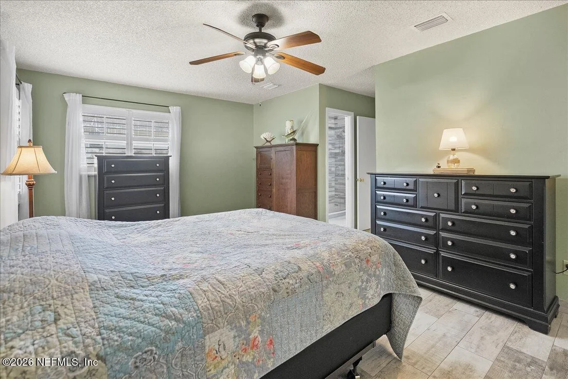 Photo of 155 HAWTHORNE Road