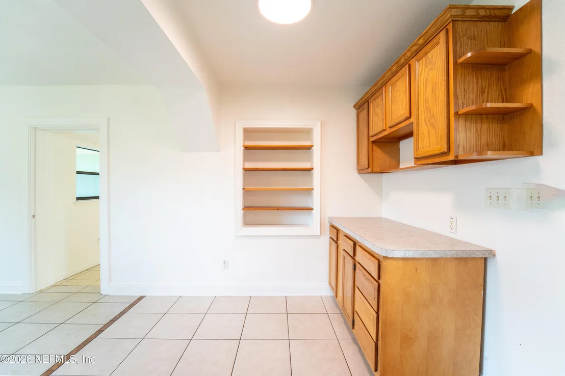 Photo of 5308 N RIVER Road