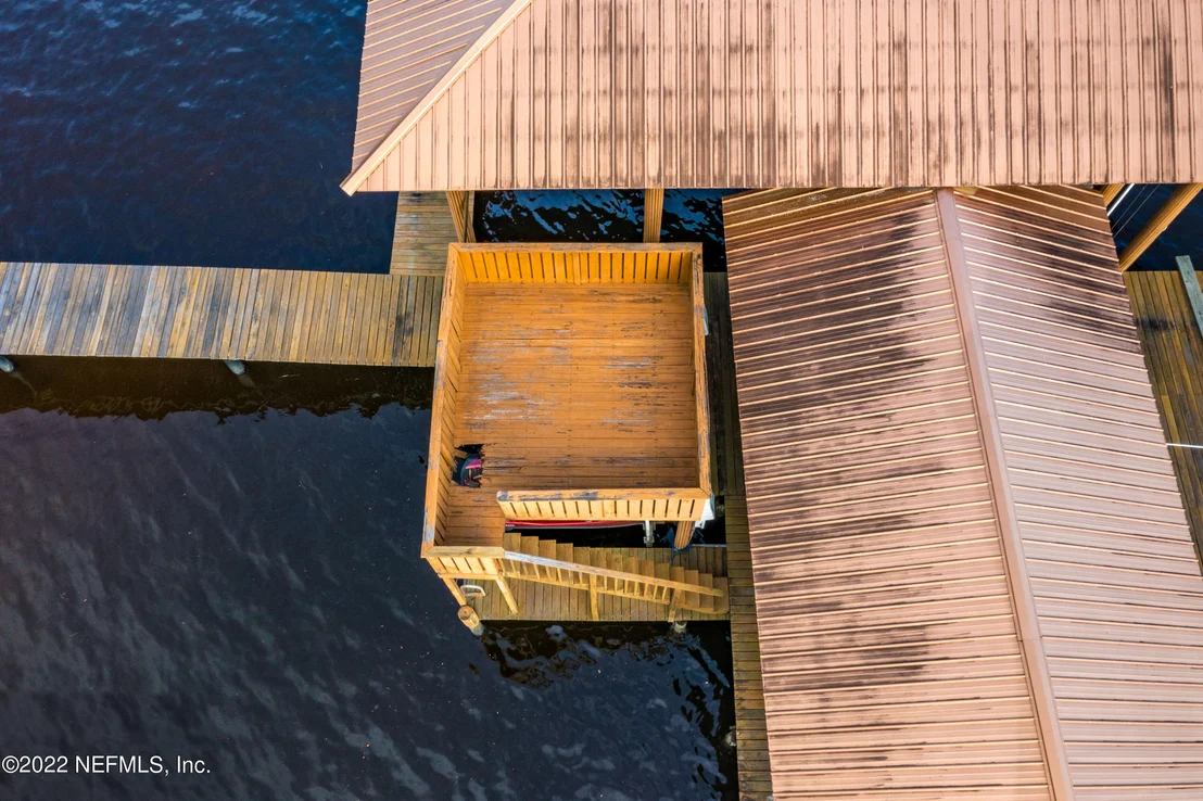 Photo of 8289 COLEE COVE Road