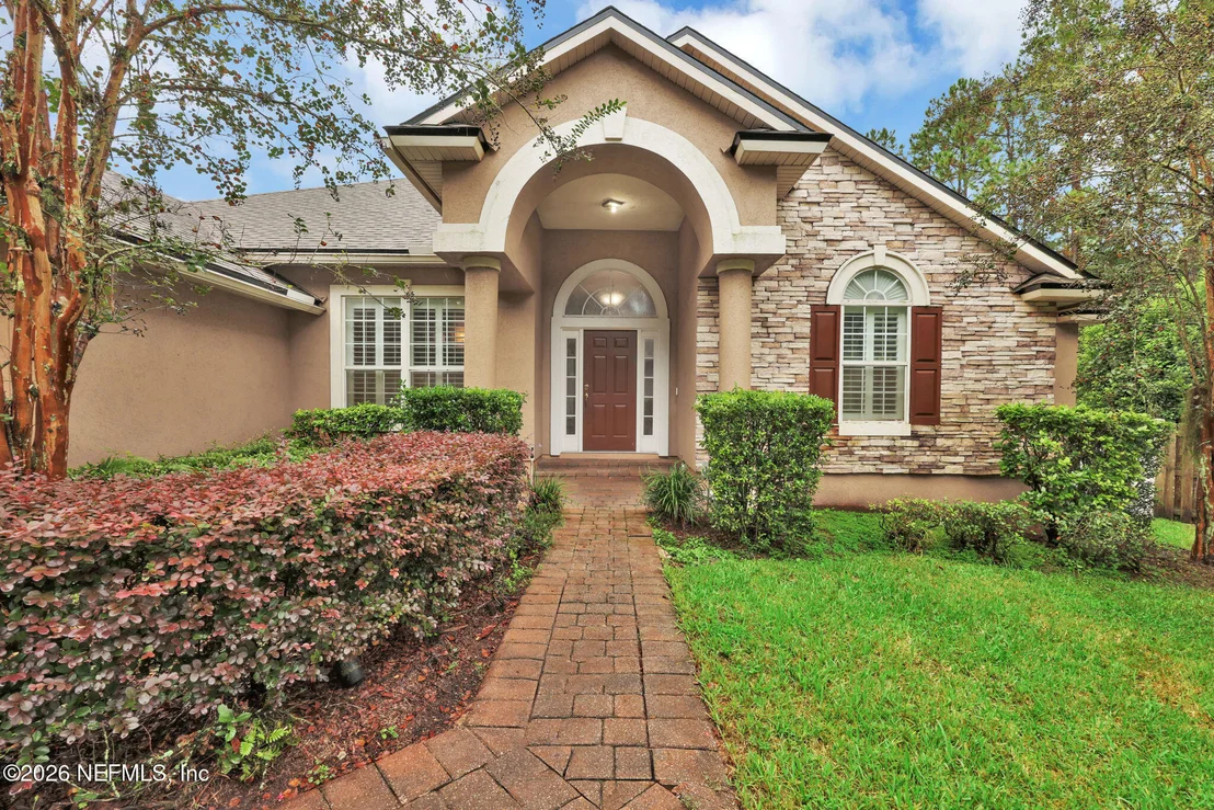 Photo of 879 SONGBIRD Drive