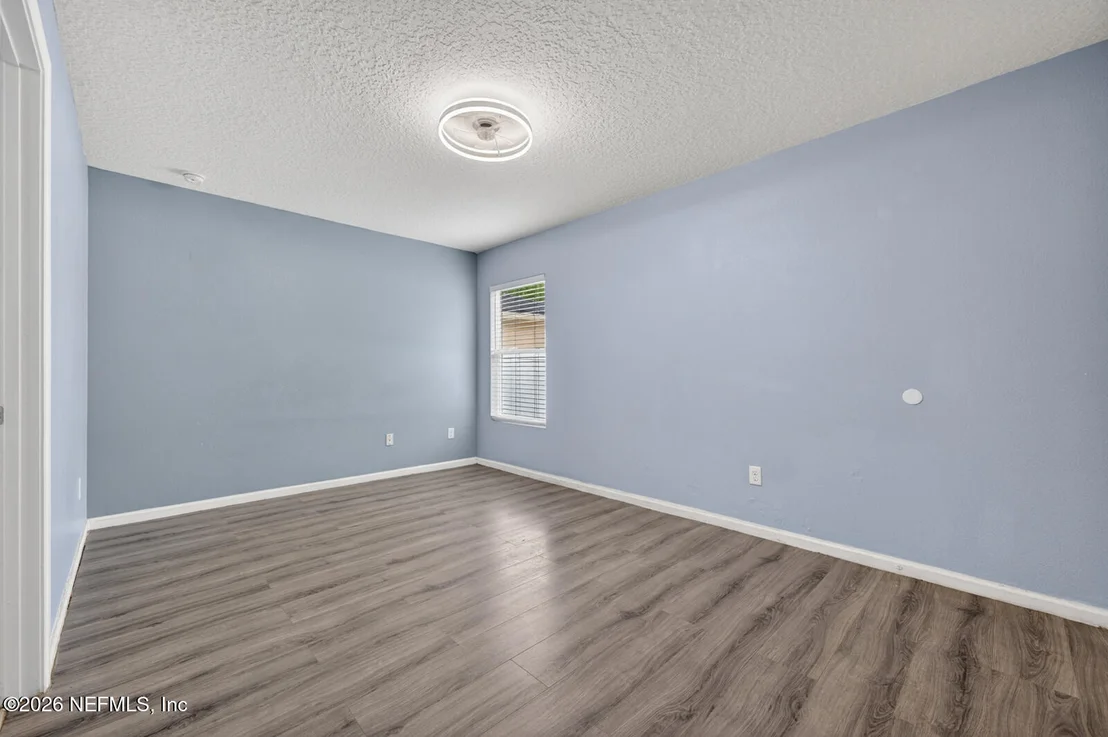 Photo of 161 N TWIN MAPLE Road