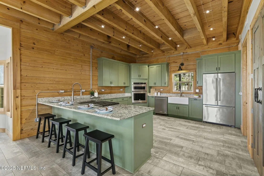 Photo of 4841 STATE ROAD 13 N