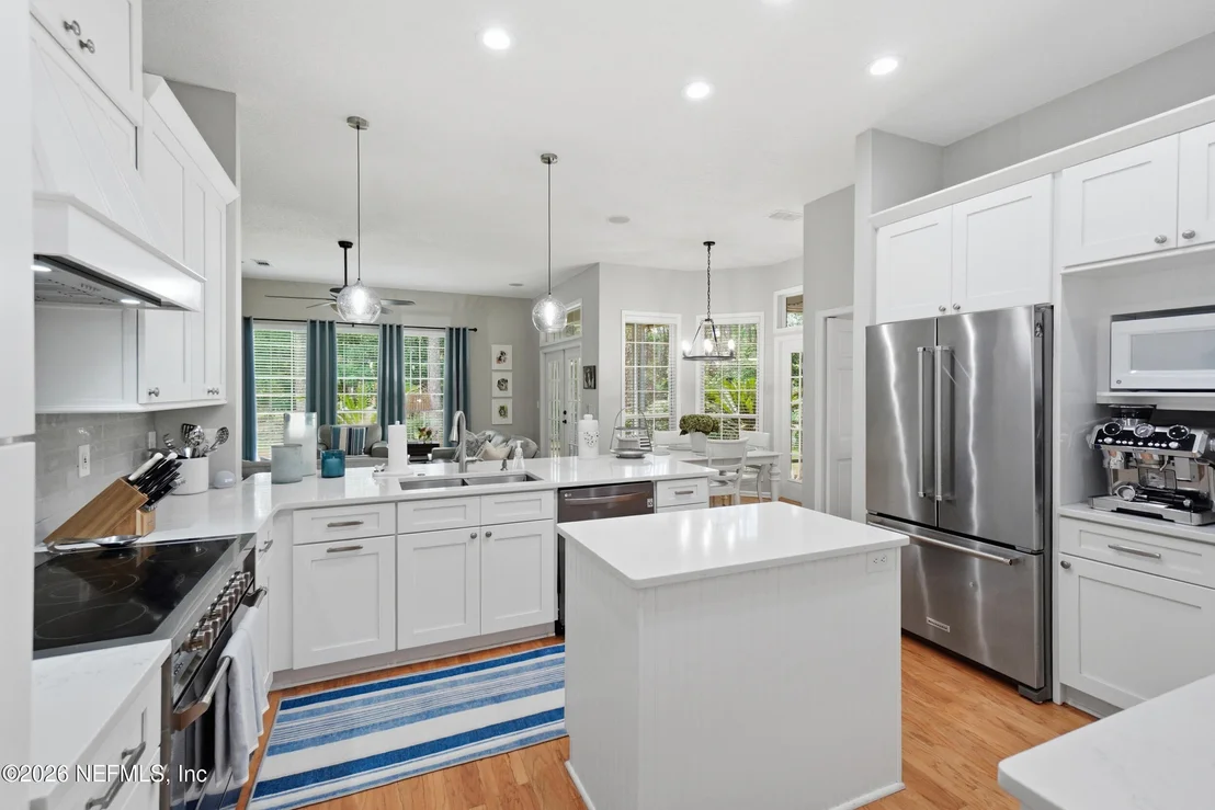 Photo of 8688 ROLLING BROOK Lane