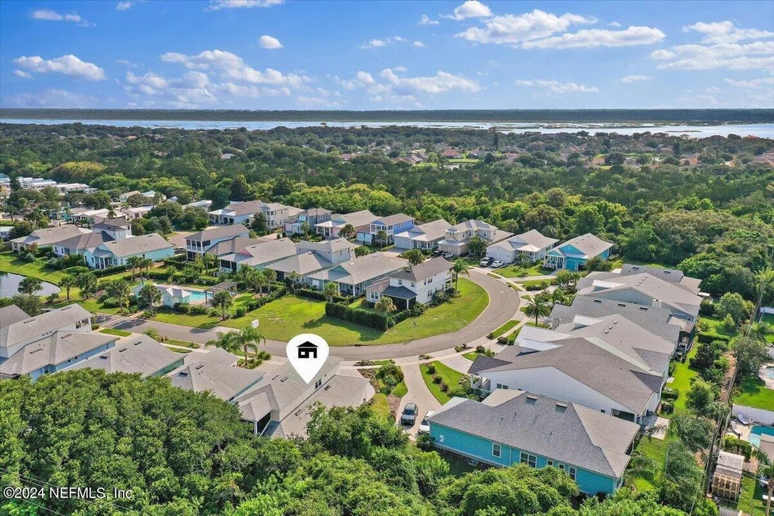 Photo of 92 OCEANVIEW Drive