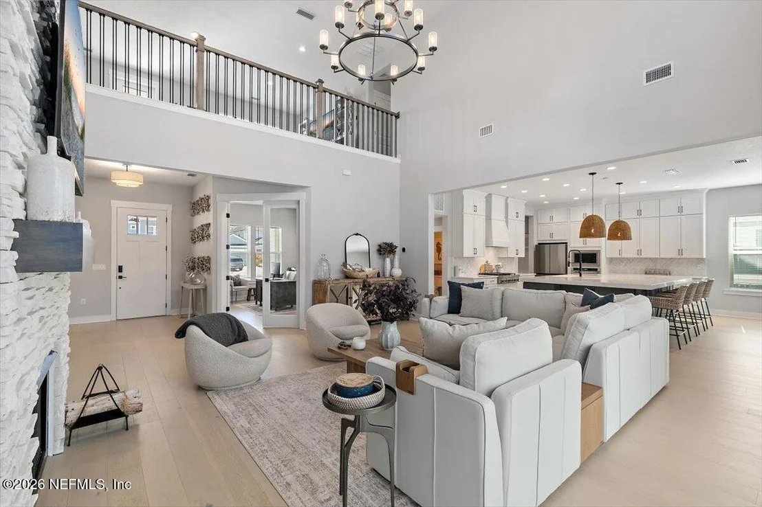 Photo of 616 SEAGROVE Drive