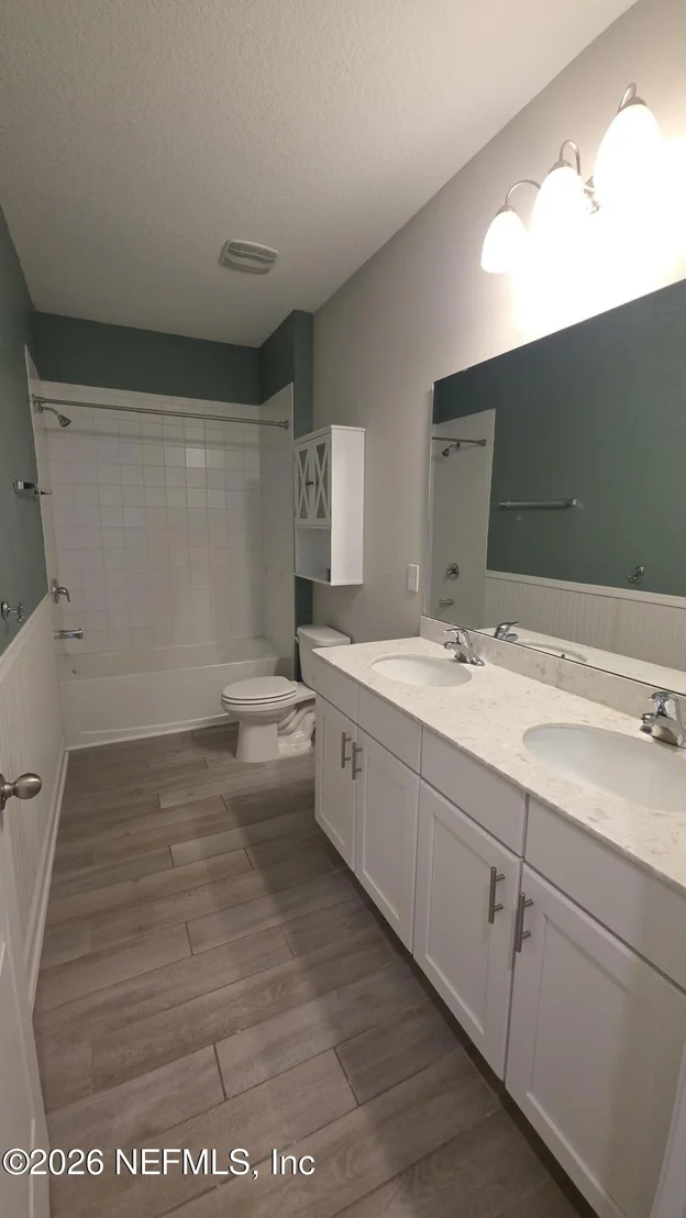 Photo of 261 GREENWAY Lane