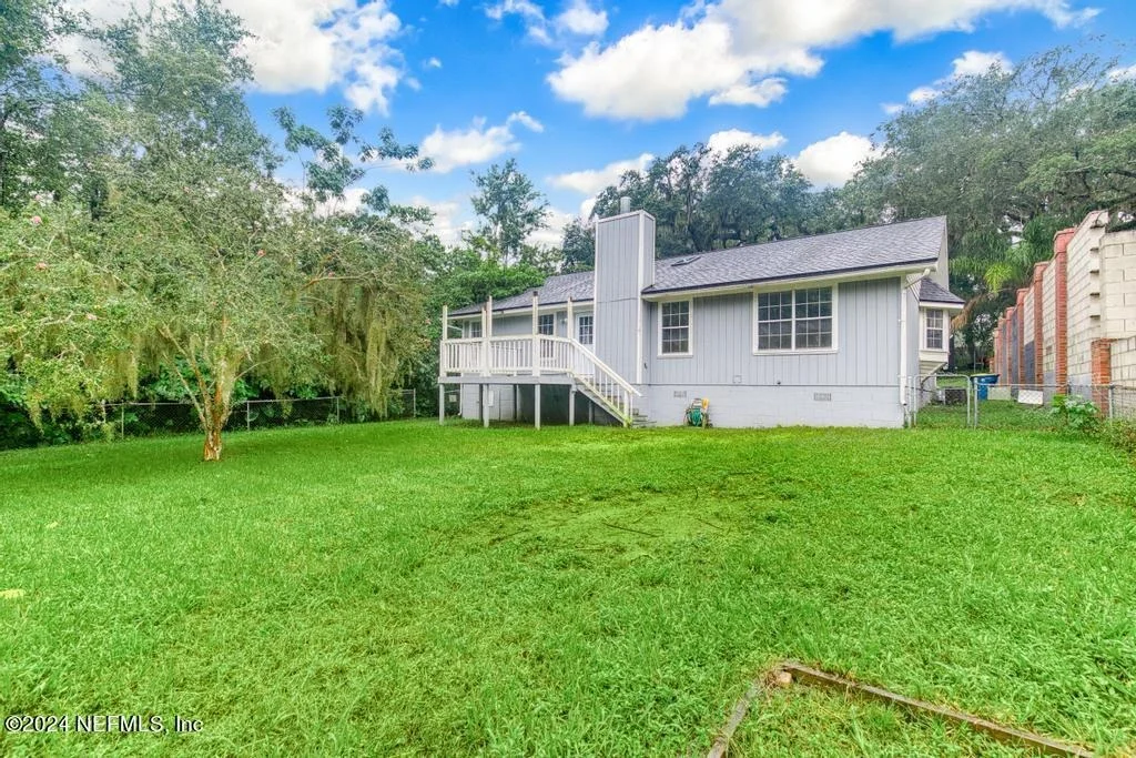 Photo of 1221 MORGANA Road