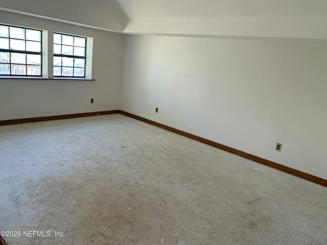 Photo of 120 BEACH Avenue