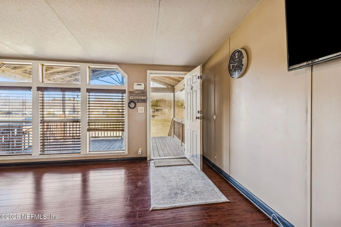 Photo of 8080 PLUMMER Road