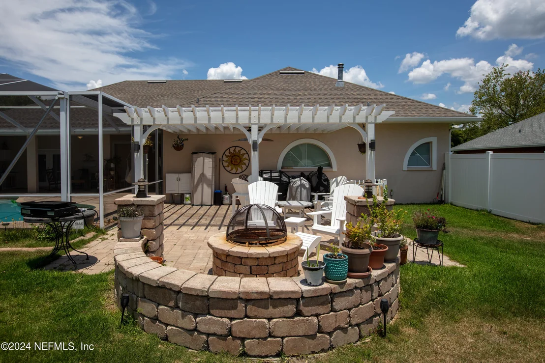 Photo of 4542 SE 3RD Place