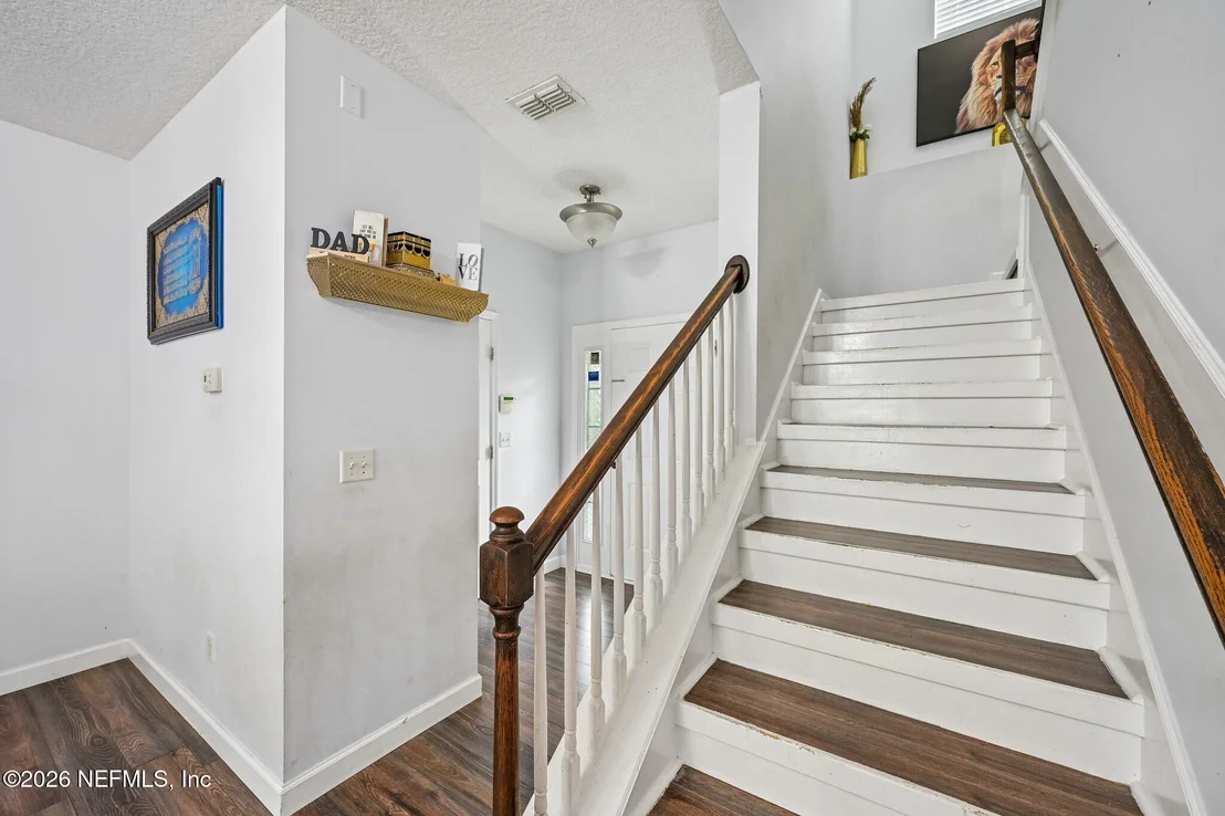 Photo of 558 ROSERUSH Lane