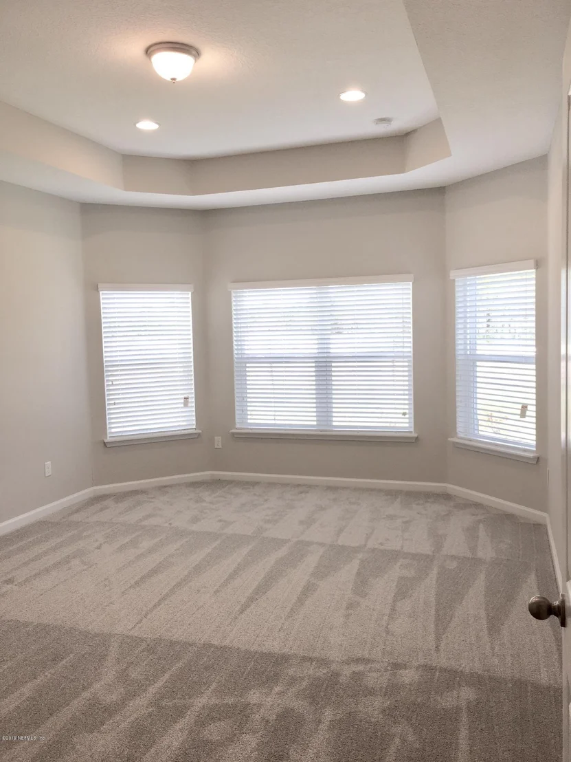 Photo of 222 LOMBARD Way
