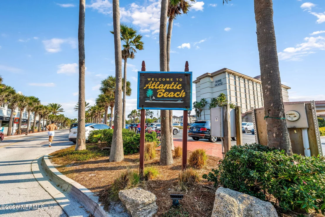 Photo of 1242 BEACH Avenue