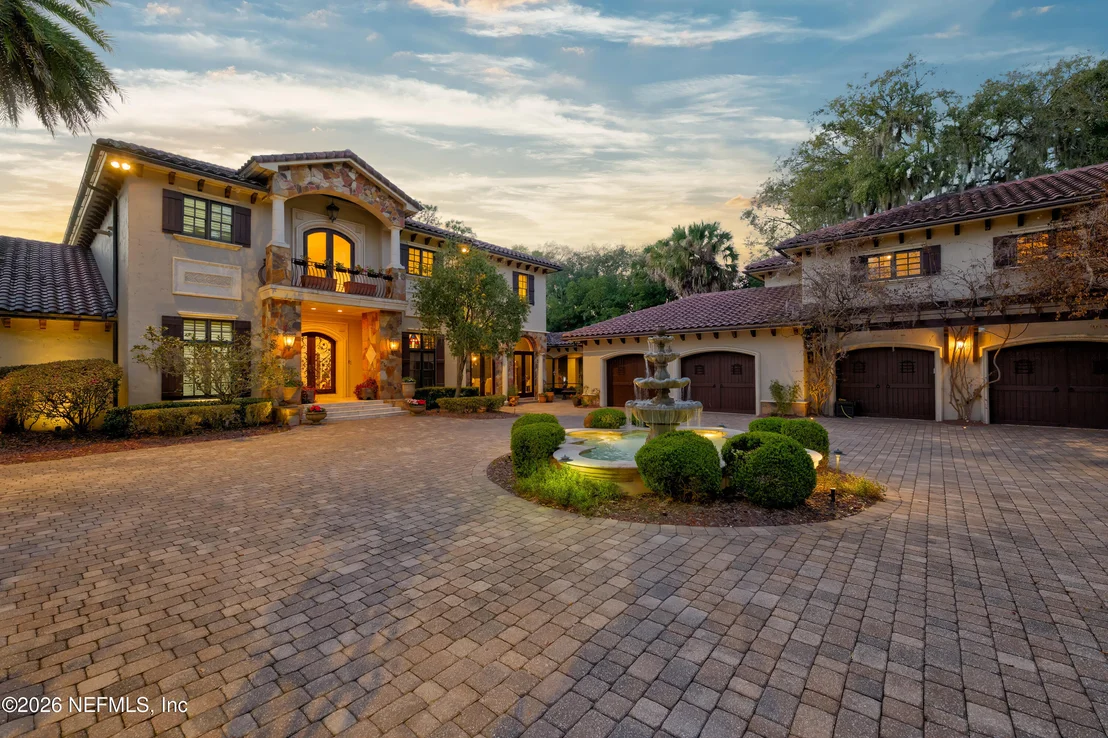 Photo of 24733 HARBOUR VIEW Drive